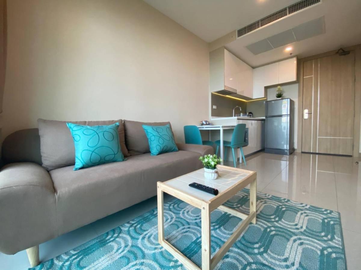Riviera Jomtien Beach By Monthstayz Phòng bức ảnh